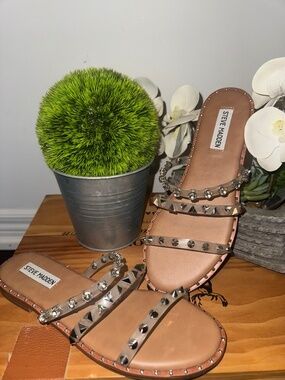 Steve Madden Skyler Clear Embellished Studded Slide Sandals Size 8